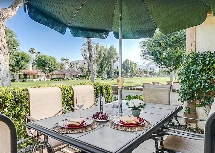Private Country Club Condo On Awesome Golf Course!